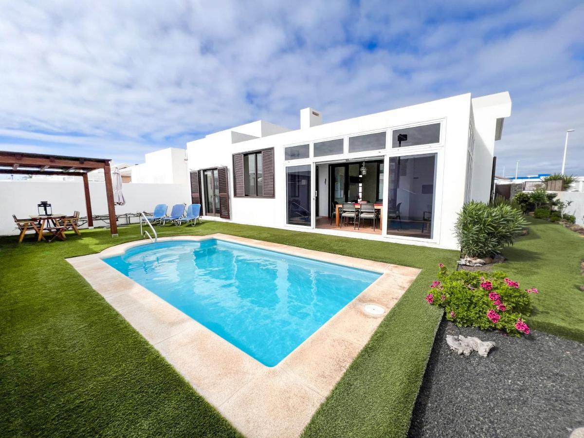 Casa Sol Y Mar Azul Un'Oasi A Due Passi Dal Mare Villa Плая Бланка Екстериор снимка
